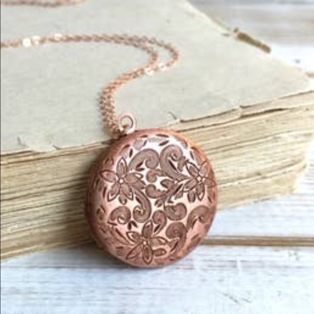 Rose Gold Locket Pendant Necklace